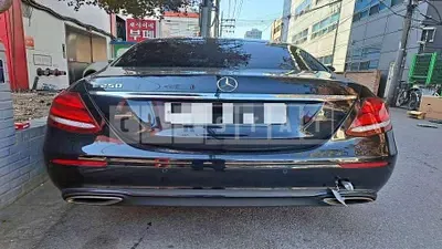 Photo 1 of 18: 2020 Mercedes-Benz E 250 — Korean insurance auction