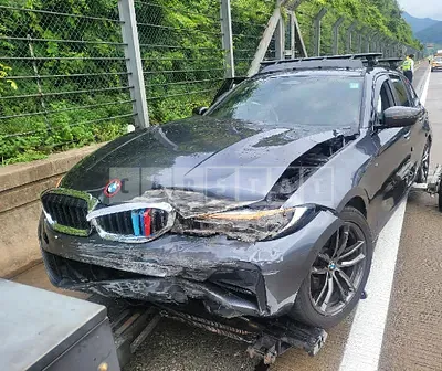 Photo 1 of 18: 2020 BMW 320d, VIN WBA6L5103LFK01533 — Korean insurance auction