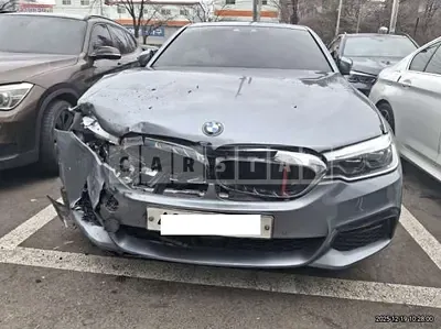 Photo 1 of 18: 2018 BMW 520d xDrive, VIN WBAJC5103JWD99377 — Korean insurance auction