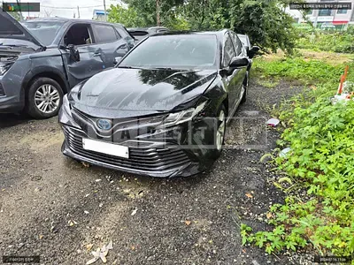 Photo 1 of 25: 2019 Toyota Camry Hybrid LE, VIN JTNB21HK3K3037863 — Korean insurance auction