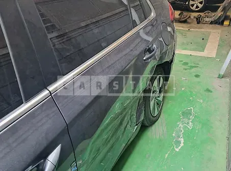 Photo 2 of 16: 2019 Hyundai Modern Ionic, VIN KMHC851CGKU098415 — Korean insurance auction