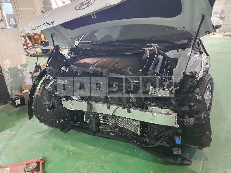 Photo 2 of 46: 2023 Hyundai IONIQ 5, VIN KMHKL81FPPU225190 — Korean insurance auction
