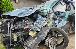 Photo 2 of 13: 2023 Kia Carnival, VIN KNANE81BBPS334427 — Korean insurance auction