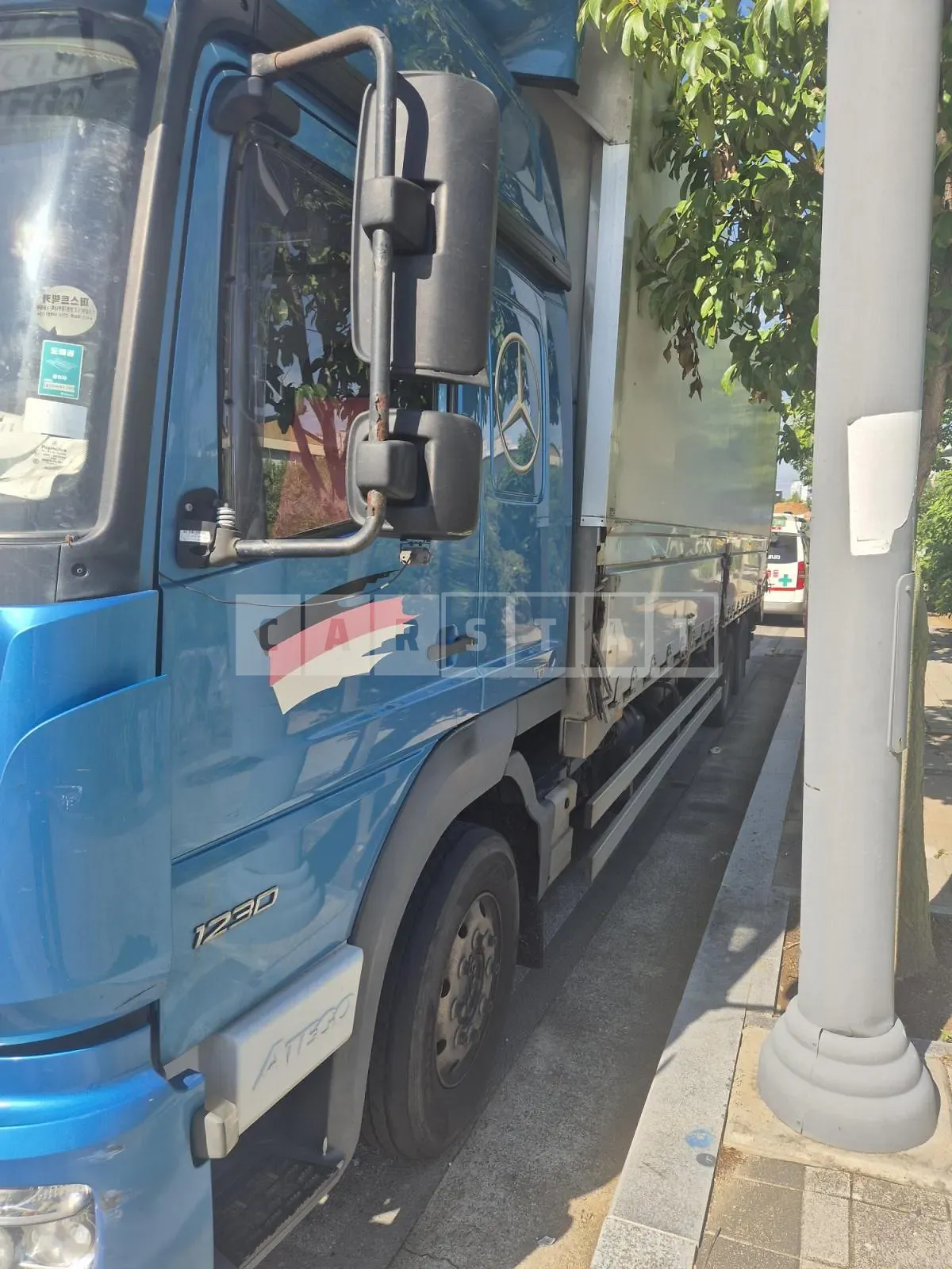 Photo 3 of 3: 2018 Mercedes-Benz Arox 7.5 Ton, VIN WDB967025J0162038 — Korean insurance auction