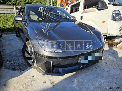 Photo 1 of 39: 2022 Hyundai IONIQ 6 — Korean insurance auction