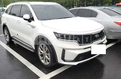 Photo 1 of 10: 2021 Kia Sorento, VIN KNARG81BGMA015077 — Korean insurance auction