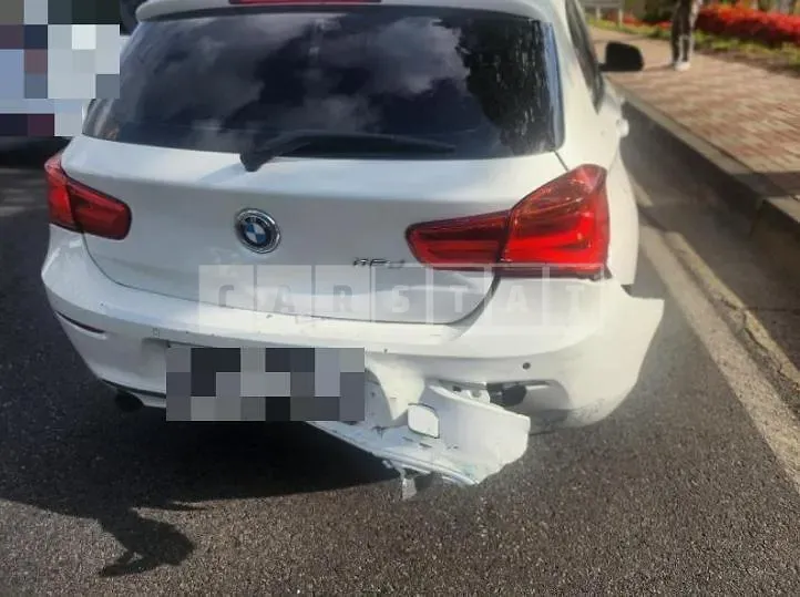 Photo 3 of 3: 2017 BMW 118d Sport — Korean insurance auction