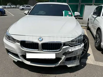 Photo 1 of 13: 2018 BMW 320d, VIN WBA8C510XJA075190 — Korean insurance auction