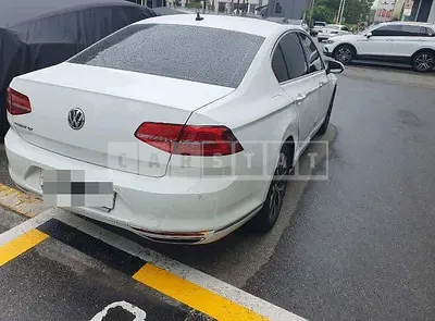 Photo 1 of 33: 2018 Volkswagen Passat GT 2.0 TDI — Korean insurance auction
