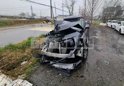 Photo 1 of 18: 2020 Kia Sorento Hybrid, VIN KNARF81GBMA004619 — Korean insurance auction