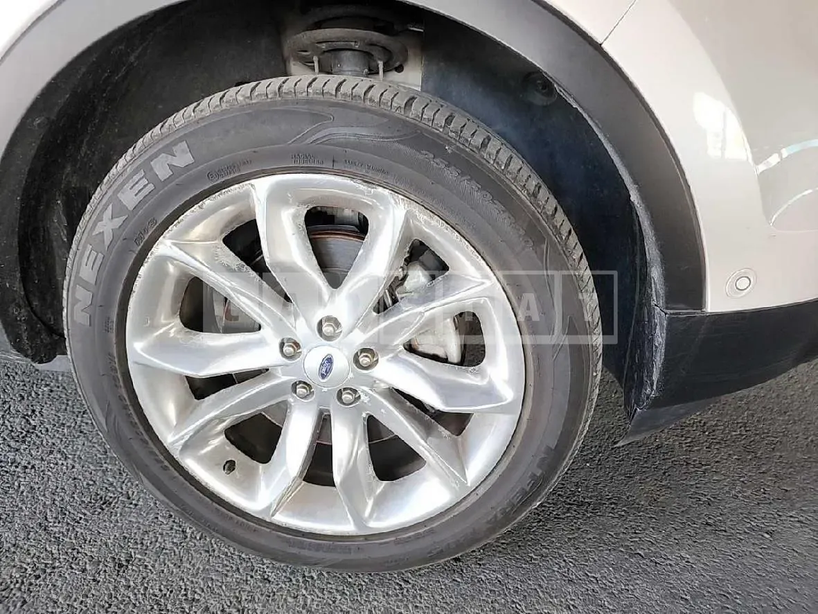 Photo 2 of 42: 2015 Ford Explorer — Korean insurance auction