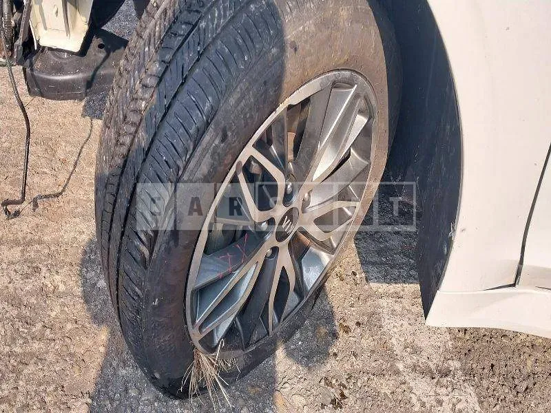 Photo 2 of 60: 2020 Kia K5, VIN KNAG741BBLA035412 — Korean insurance auction