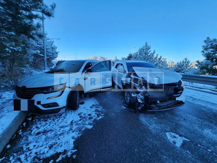 Photo 2 of 5: 2015 Hyundai Tucson TL 1.7, VIN KMHJ3815GGU026782 — Korean insurance auction