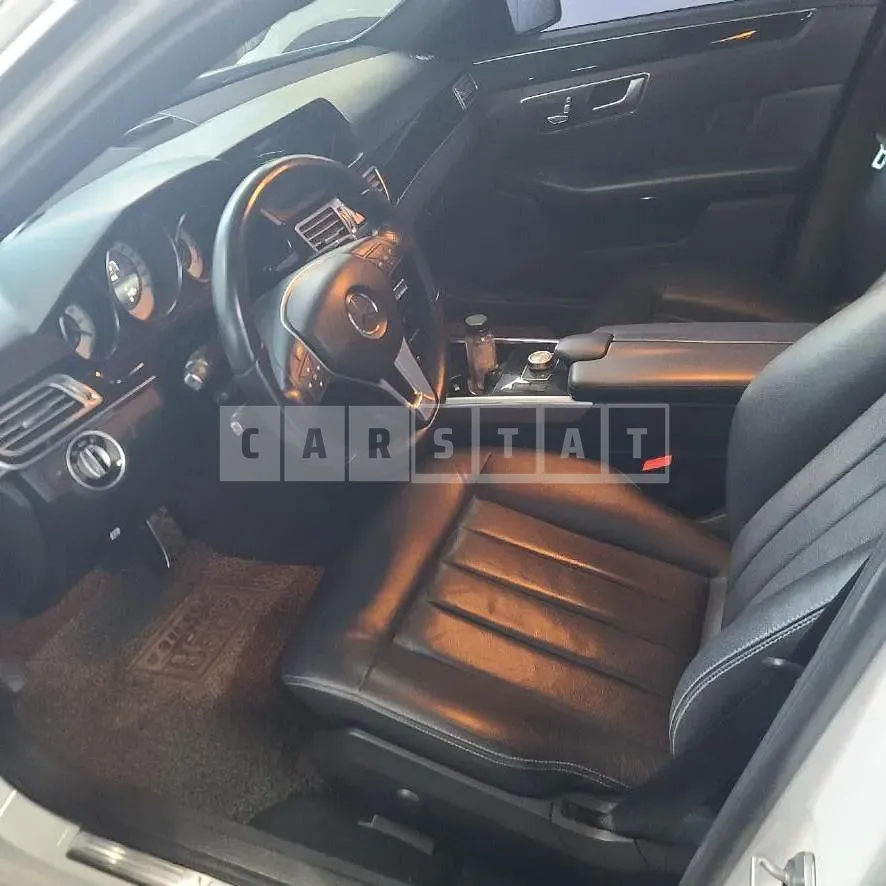 Photo 2 of 9: 2014 Mercedes-Benz E220 CDI — Korean insurance auction