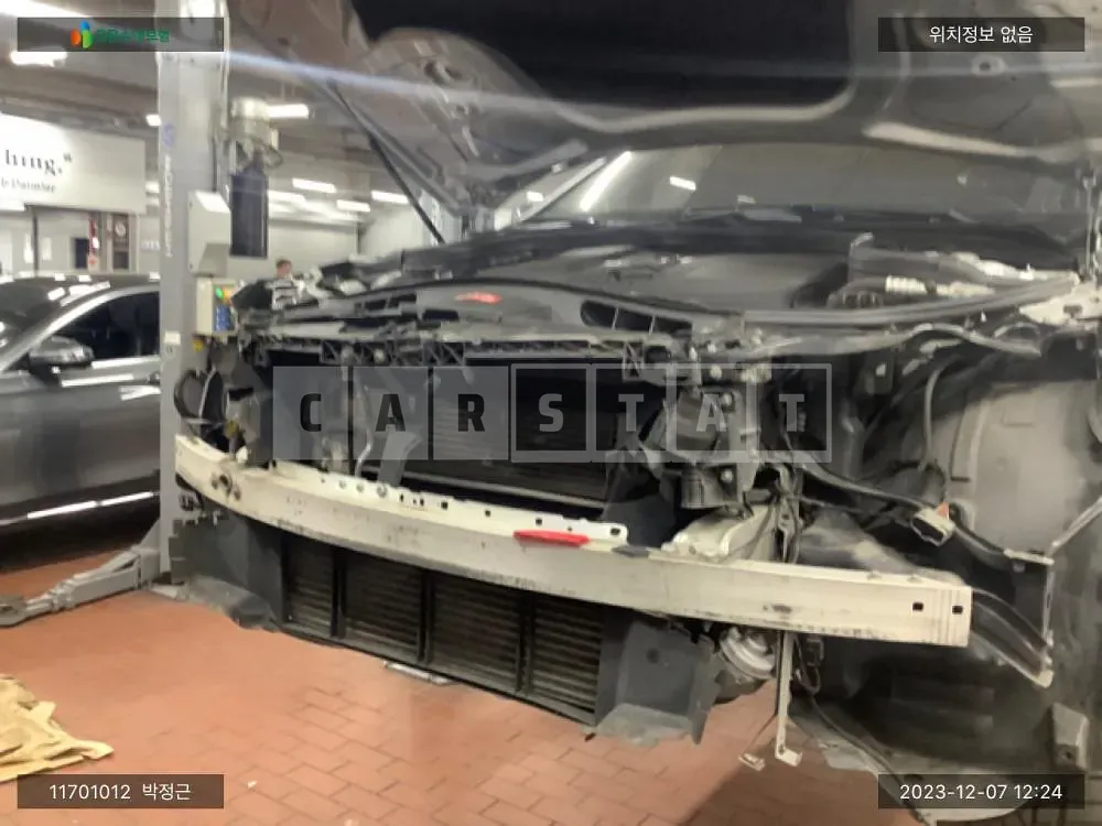 Photo 2 of 20: 2016 Mercedes-Benz E220 BlueTec, VIN WDDHF0AB8GB312069 — Korean insurance auction