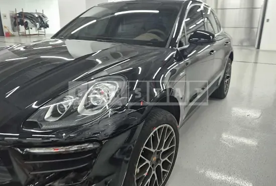 Photo 2 of 50: 2017 Porsche Macan S — Korean insurance auction