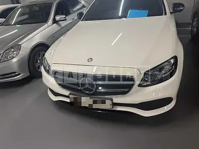 Photo 1 of 10: 2016 Mercedes-Benz E300 — Korean insurance auction