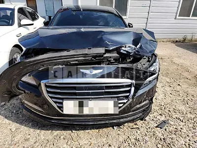 Photo 1 of 19: 2016 Genesis Dh — Korean insurance auction