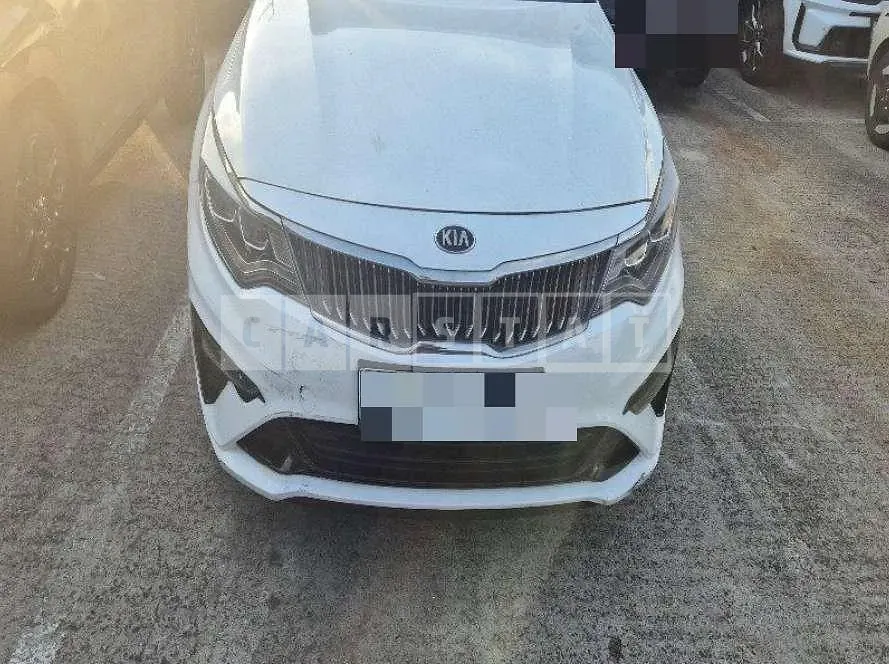 Photo 2 of 4: 2018 Kia (parts) K5 Headlamp — Korean insurance auction