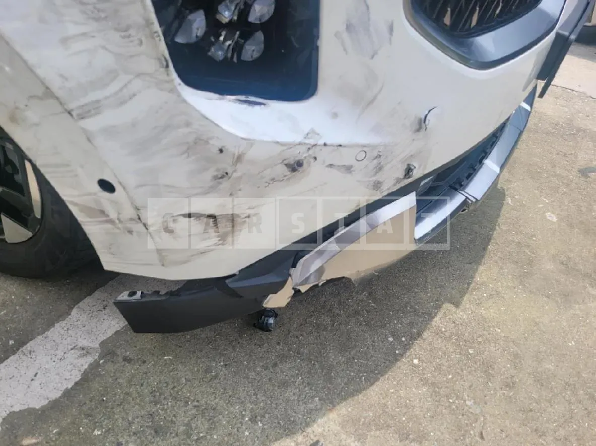 Photo 2 of 31: 2024 Kia Carnival — Korean insurance auction