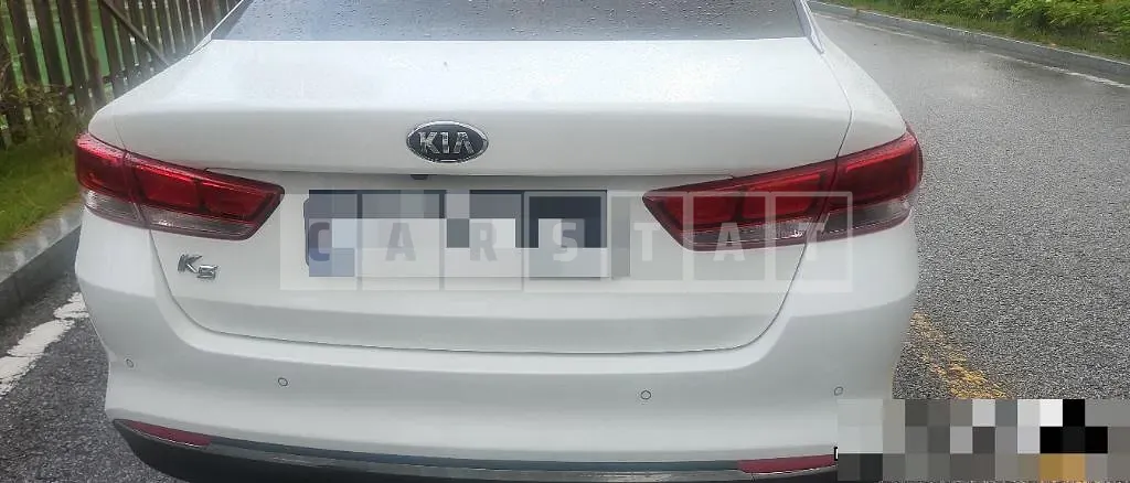 Photo 2 of 10: 2017 Kia K5 2.0 (LPI) — Korean insurance auction