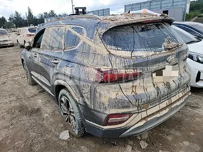 Photo 1 of 17: 2018 Hyundai Simp Santa Fe 2.0 (4WD) — Korean insurance auction