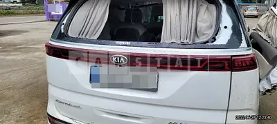 Photo 1 of 16: 2021 Kia Carnival, VIN KNANE81BBMS077214 — Korean insurance auction