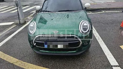 Photo 1 of 10: 2021 MINI Cooper Five-Door — Korean insurance auction
