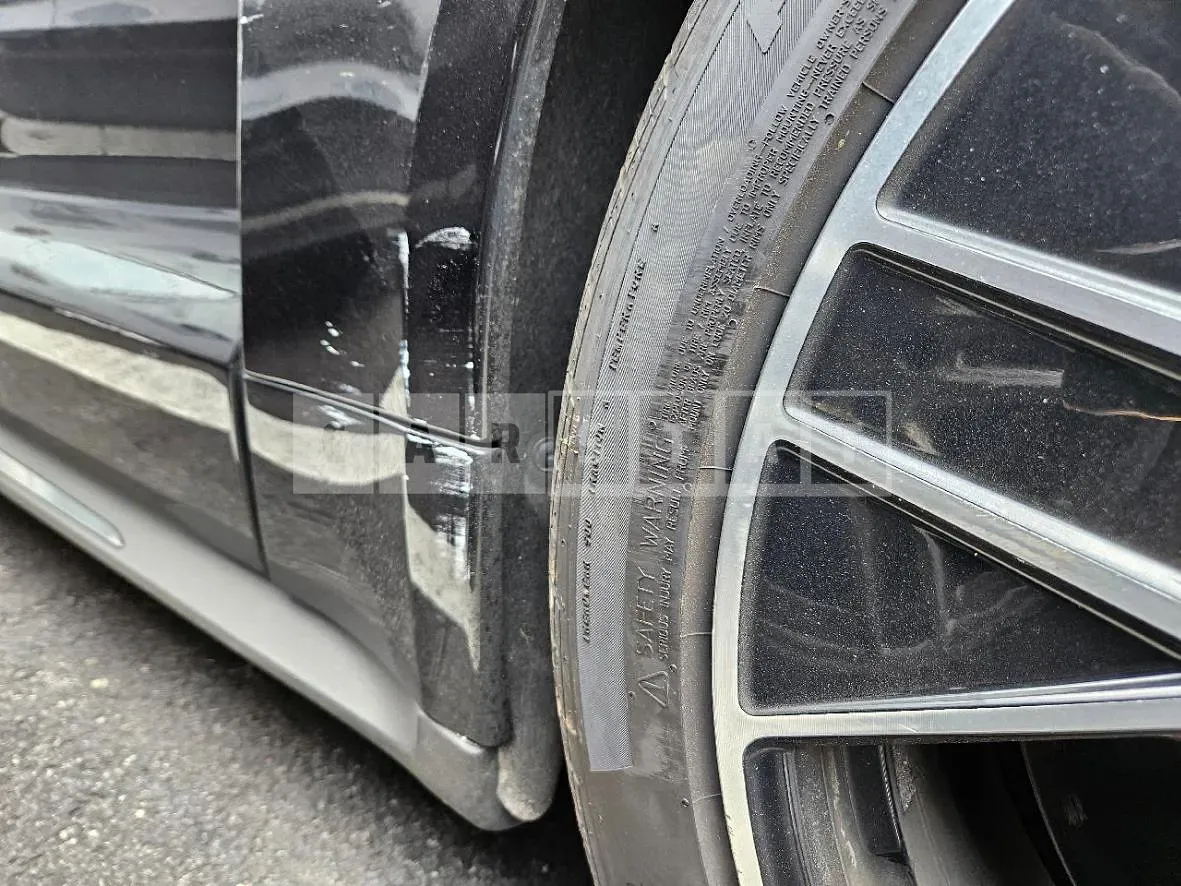 Photo 2 of 3: 2024 Porsche (parts) Taycan Wheels — Korean insurance auction