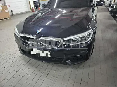 Photo 1 of 17: 2018 BMW 520d — Korean insurance auction