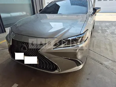 Photo 1 of 29: 2019 Lexus ES300h — Korean insurance auction