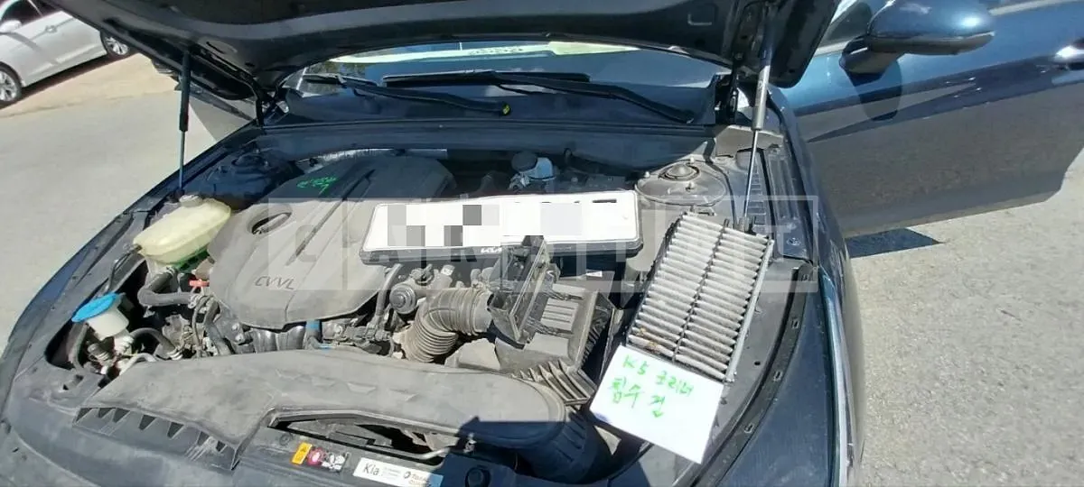 Photo 2 of 16: 2020 Kia K5 — Korean insurance auction