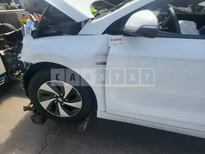 Photo 1 of 4: 2018 Hyundai IONIQ Hybrid, VIN KMHC751CGKU126511 — Korean insurance auction