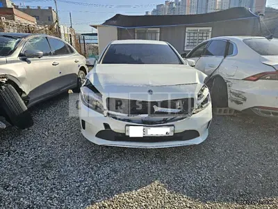 Photo 1 of 34: 2018 Mercedes-Benz A200 — Korean insurance auction