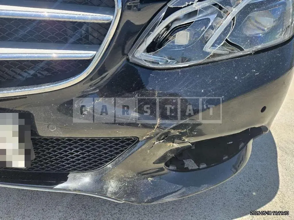 Photo 2 of 6: 2016 Mercedes-Benz E220 BlueTec — Korean insurance auction