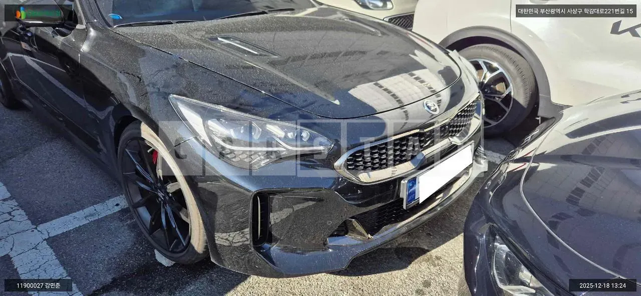 Photo 2 of 12: 2023 Kia Stinger, VIN KNAE551CBPS135844 — Korean insurance auction