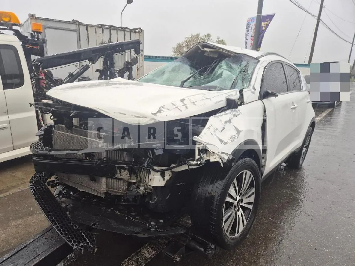 Photo 2 of 5: 2015 Kia Sportage R — Korean insurance auction
