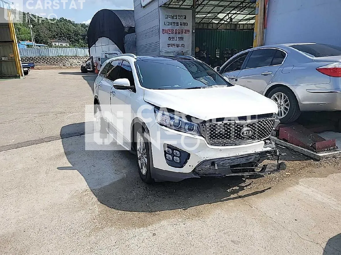 Photo 2 of 25: 2017 Kia Sorento 2.0 — Korean insurance auction