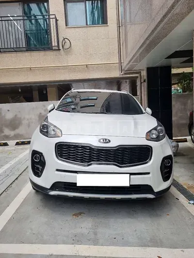 Photo 1 of 7: 2018 Kia Sportage, VIN KNAPM813BJK527065 — Korean insurance auction