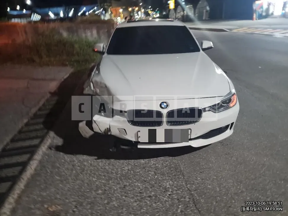 Photo 2 of 6: 2015 BMW 320d EfficientDynamics Edi, VIN WBA3E1109FF948094 — Korean insurance auction