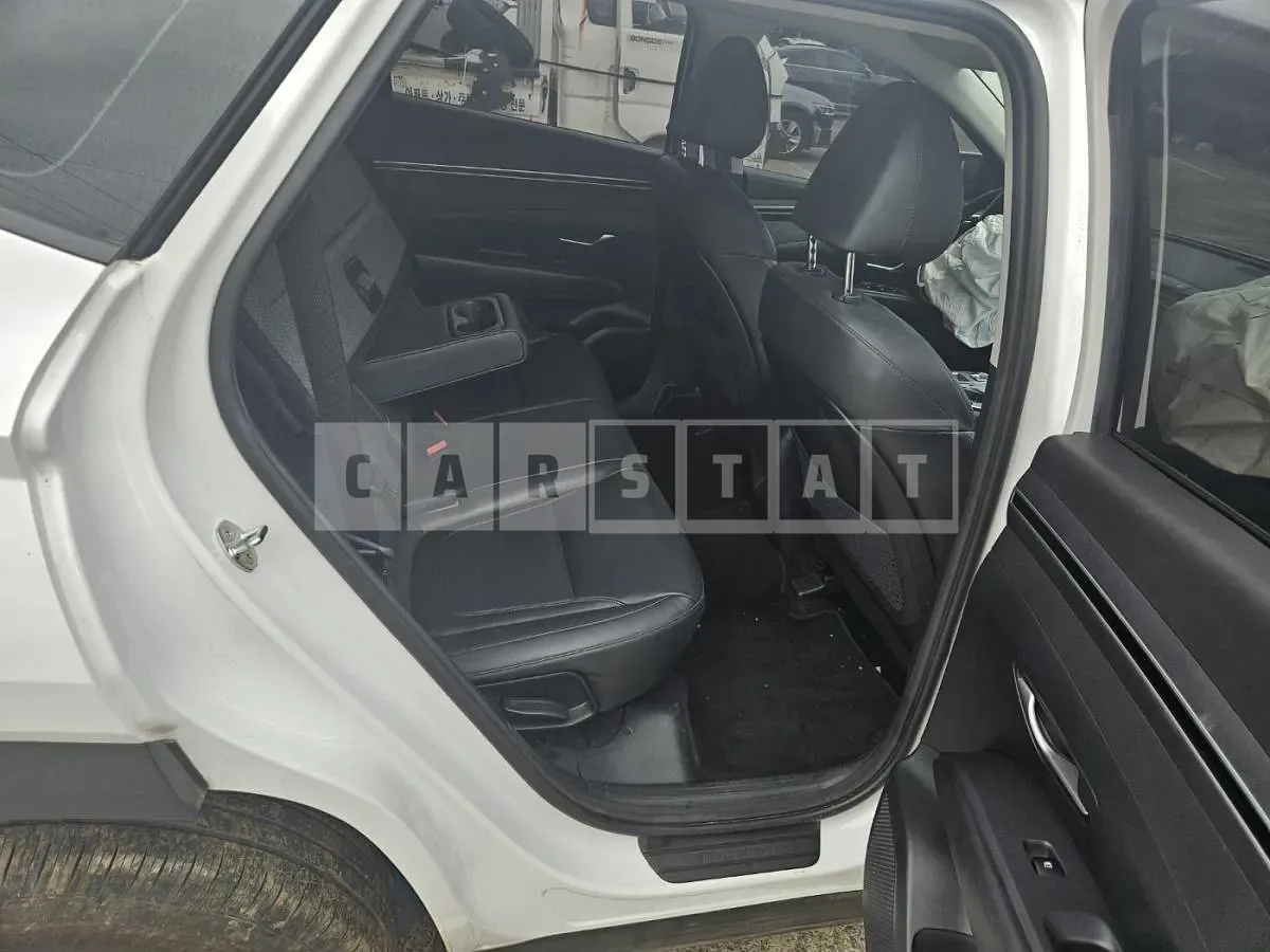 Photo 2 of 6: 2021 Hyundai Tucson — Korean insurance auction