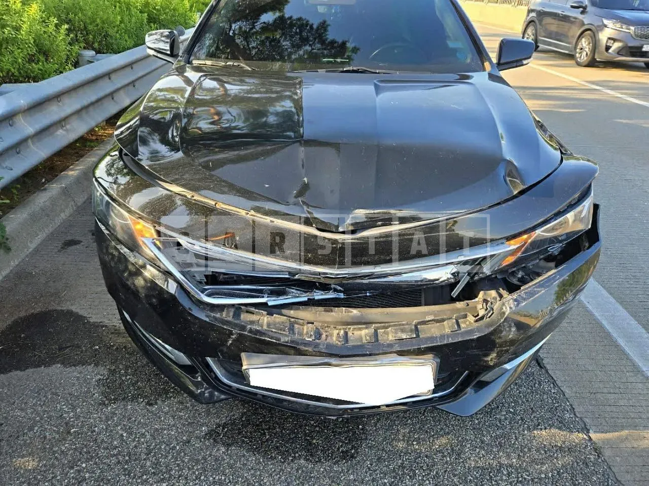 Photo 2 of 9: 2017 Chevrolet Impala 2.5, VIN 1G1155SA4HU150926 — Korean insurance auction