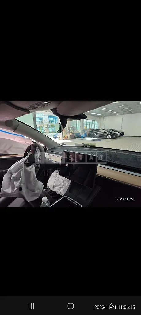 Photo 2 of 14: 2023 Tesla Model Y Performance, VIN 7SAYGDEF3PF642603 — Korean insurance auction