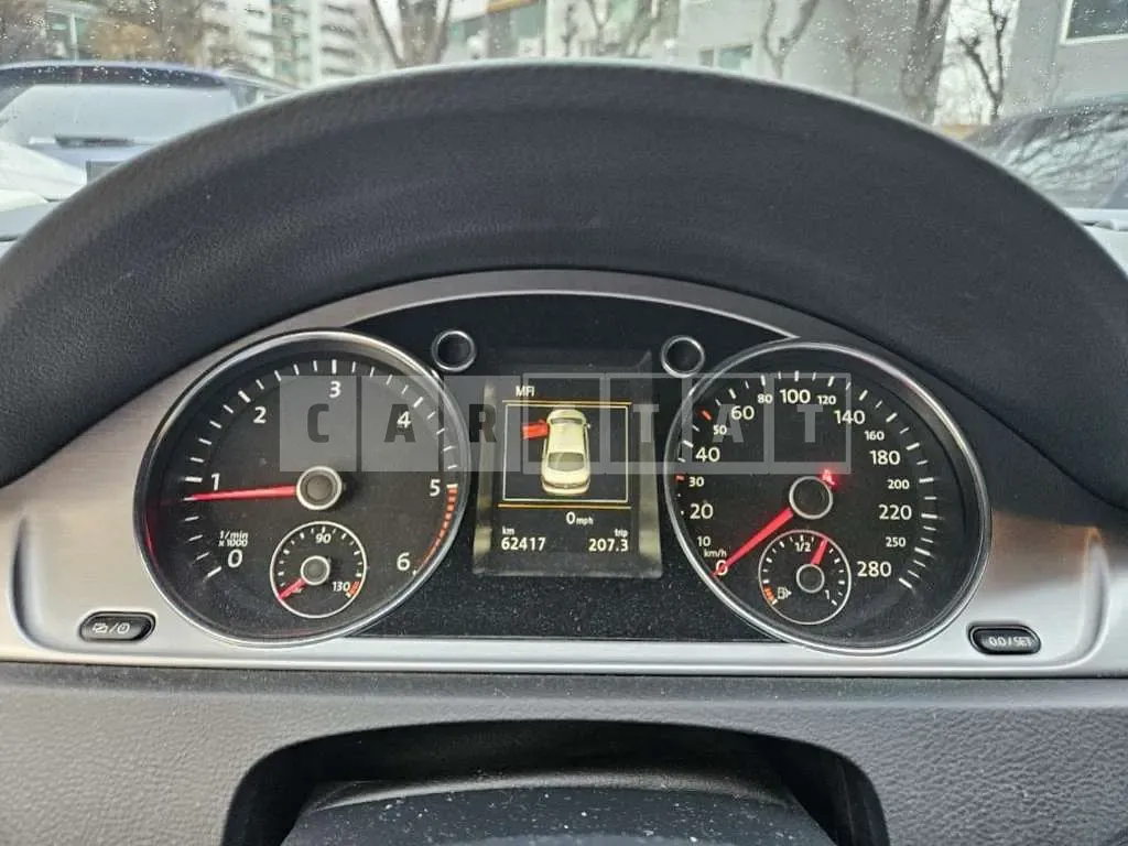 Photo 2 of 16: 2016 Volkswagen CC 2.0 TDI BMT, VIN WVWZZZ3CZGE506257 — Korean insurance auction