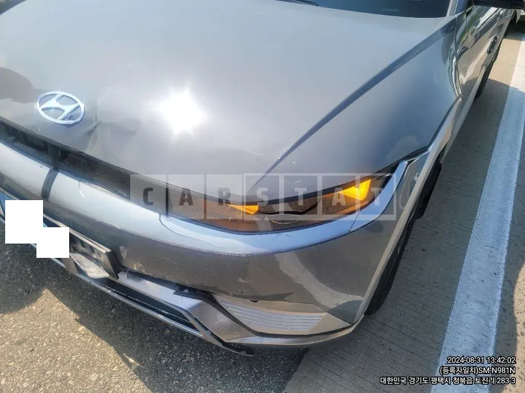 Photo 2 of 28: 2022 Hyundai Modern Ionic 5 — Korean insurance auction