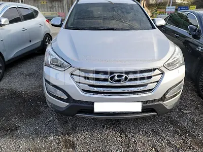 Photo 1 of 7: 2015 Hyundai Santa Fe, VIN KMHSW81UBFU352001 — Korean insurance auction