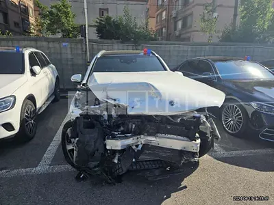Photo 1 of 10: 2018 Mercedes-Benz GLC220d 4Matic — Korean insurance auction
