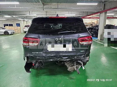 Photo 1 of 23: 2016 Kia Sorento — Korean insurance auction