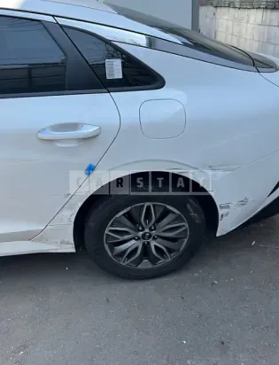 Photo 2 of 8: 2022 Kia K5 — Korean insurance auction