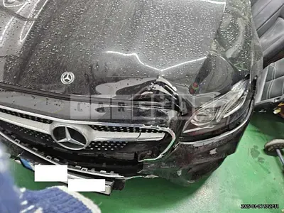 Photo 1 of 11: 2018 Mercedes-Benz E220d Coupe — Korean insurance auction